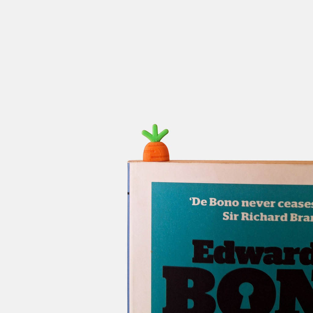 Carrot Bookmark Set