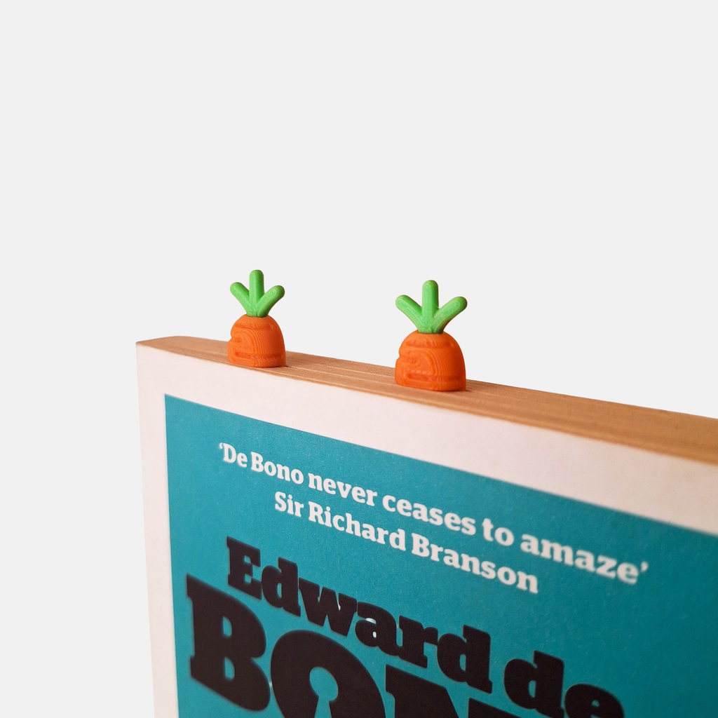Carrot Bookmark Set