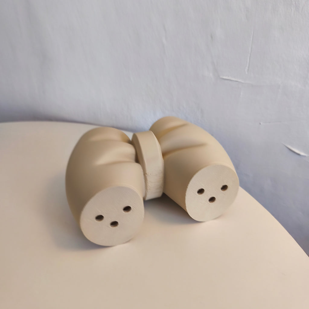Ribbon Toothbrush Holder