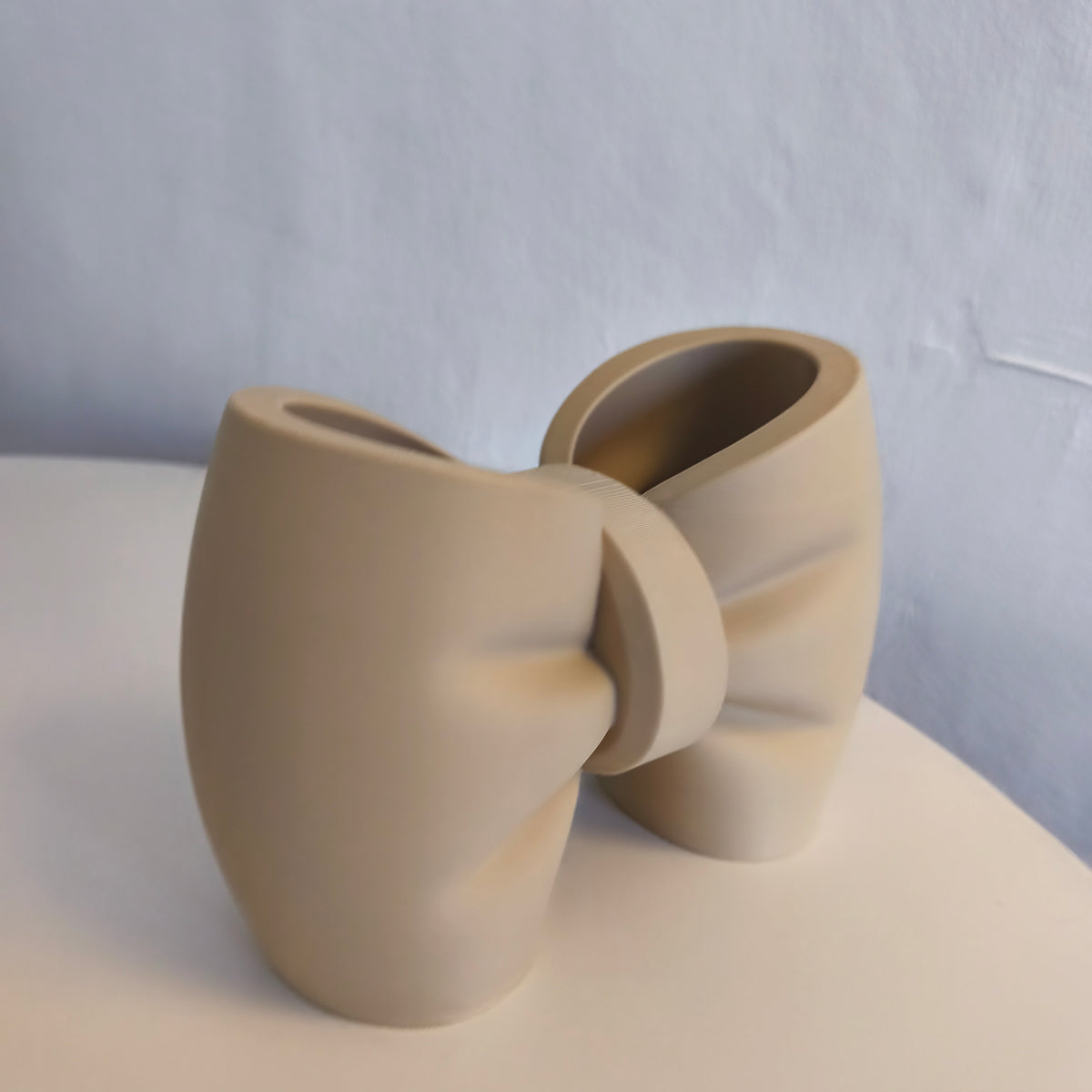 Ribbon Toothbrush Holder